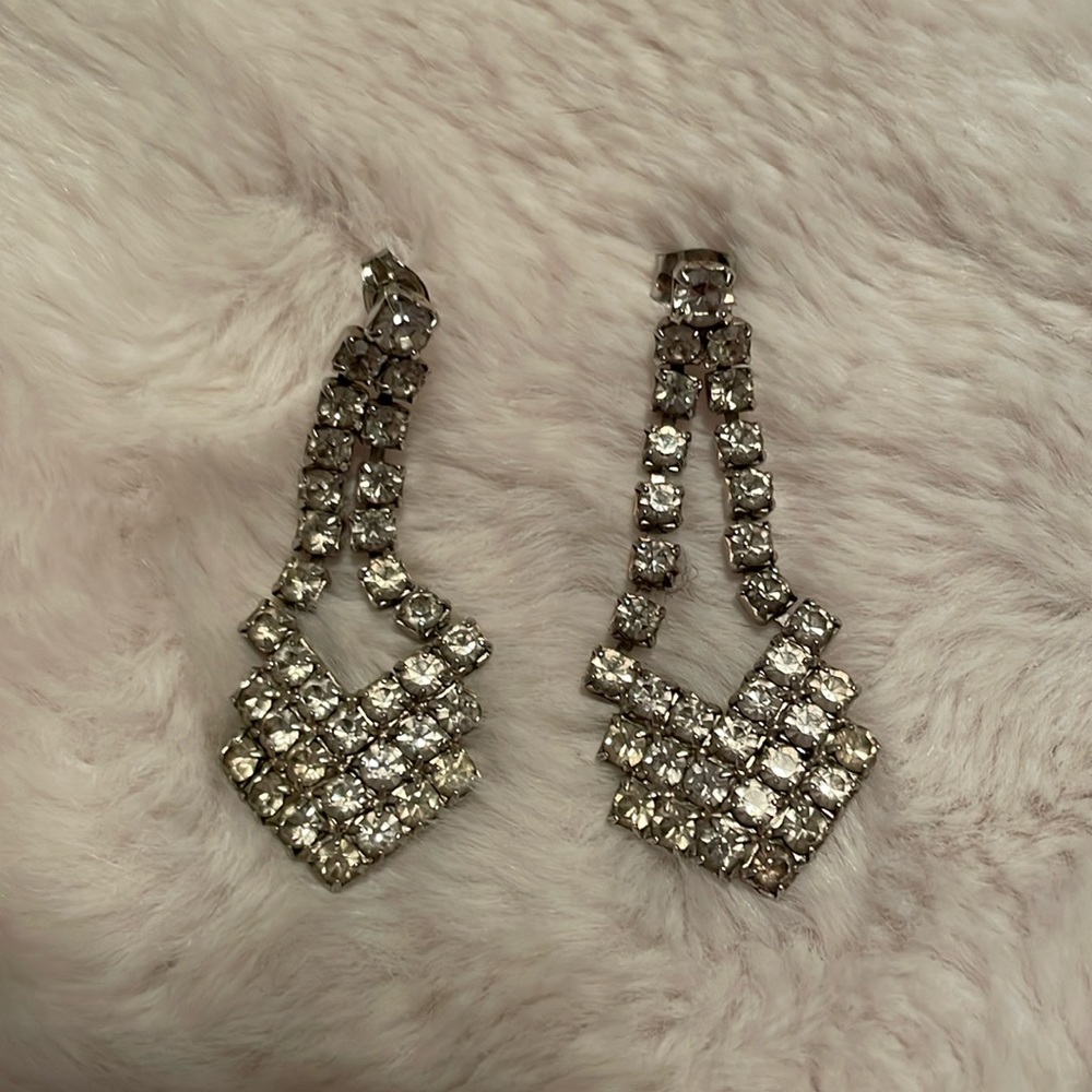 Vintage clear rhinestone pierced earrings